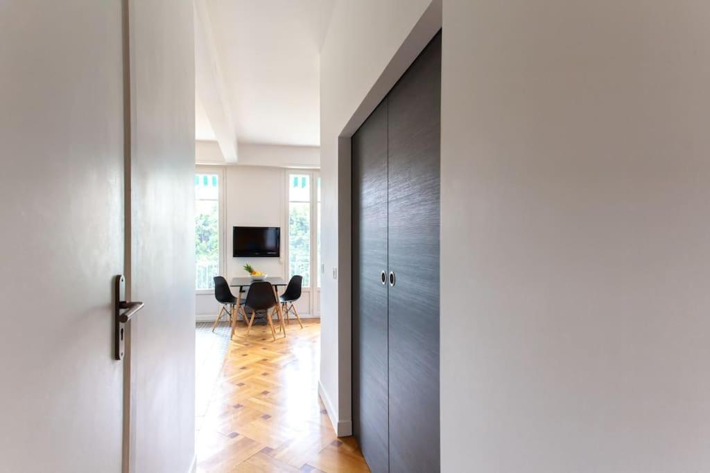 #7 What Else ? Your Own Quiet Terrace In Center 10min To Apartment Nice
