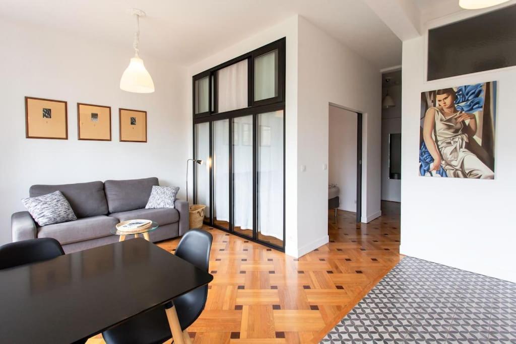 #7 What Else ? Your Own Quiet Terrace In Center 10min To Apartment Nice